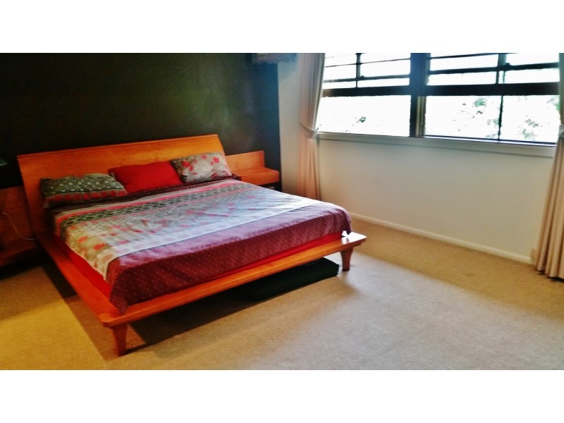 4 Monte  Carlo St, Wishart QLD 4122