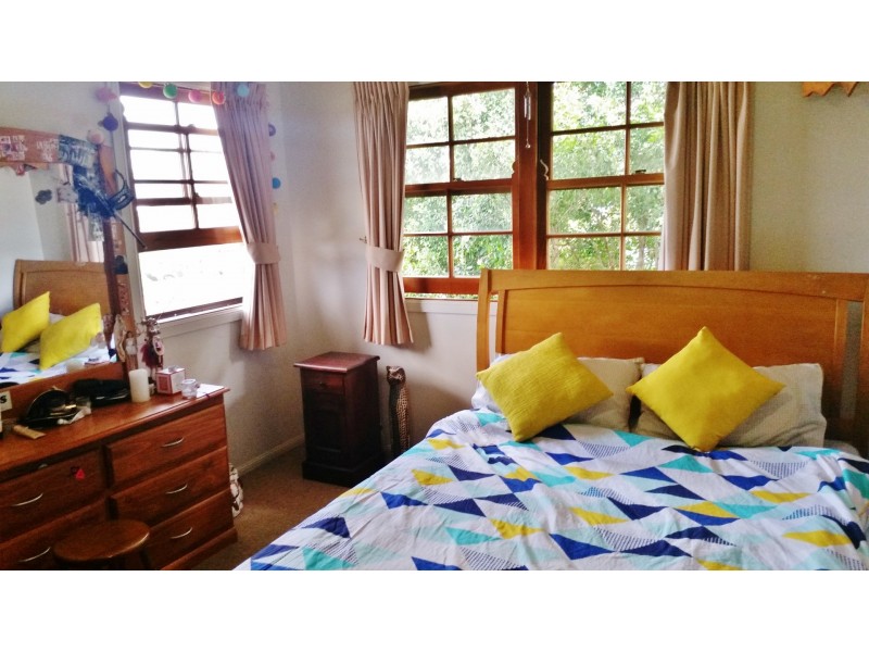 4 Monte  Carlo St, Wishart QLD 4122