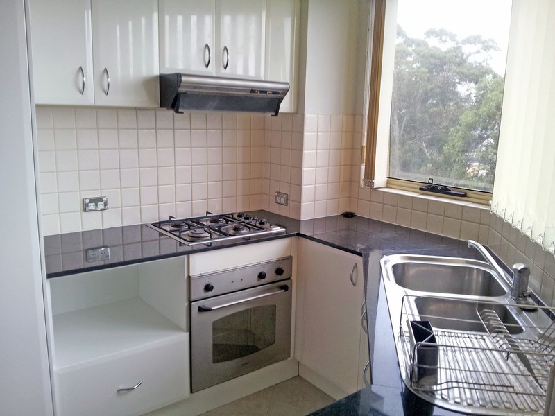 8/92 John Whiteway Drive, Gosford NSW 2250