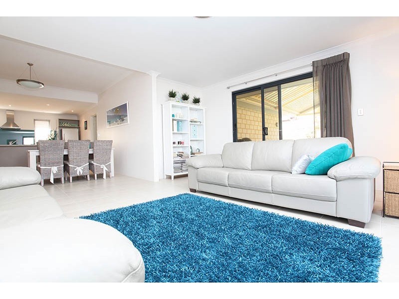 21 Dalwallinu Terrace, Dawesville WA 6211