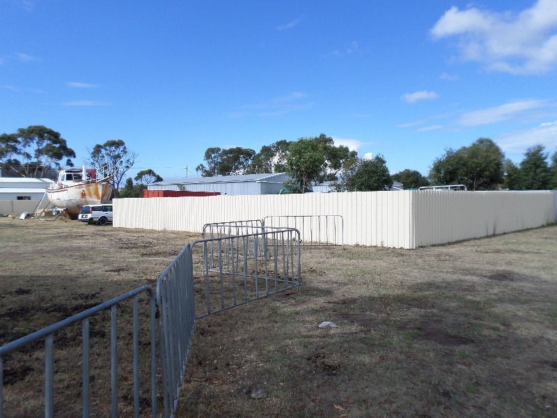 55 Charles Street, Triabunna TAS 7190