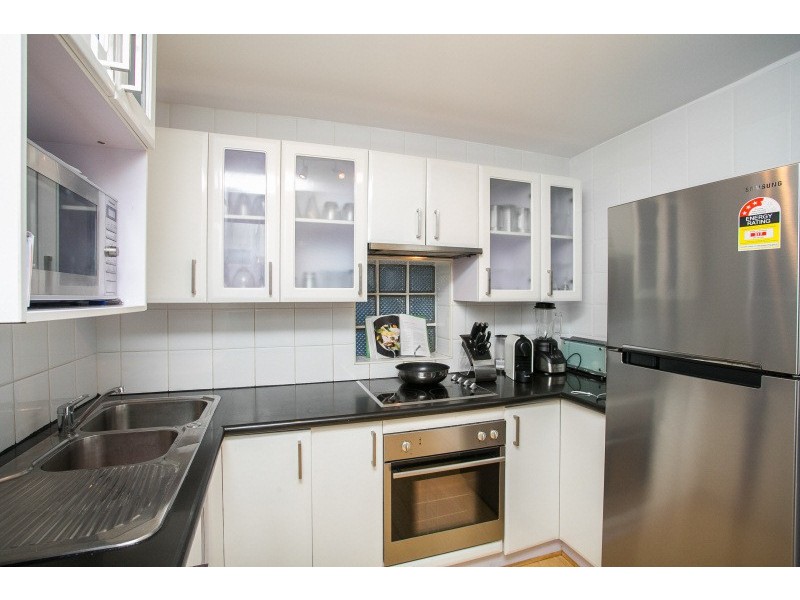 3/7 Mount Henry Road, Como WA 6152