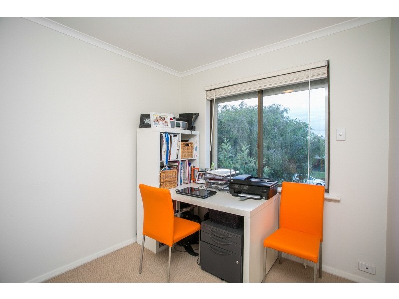 3/7 Mount Henry Road, Como WA 6152