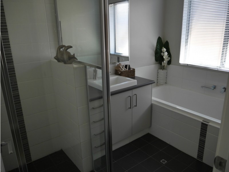 15  Moon Parade, Albany WA 6330