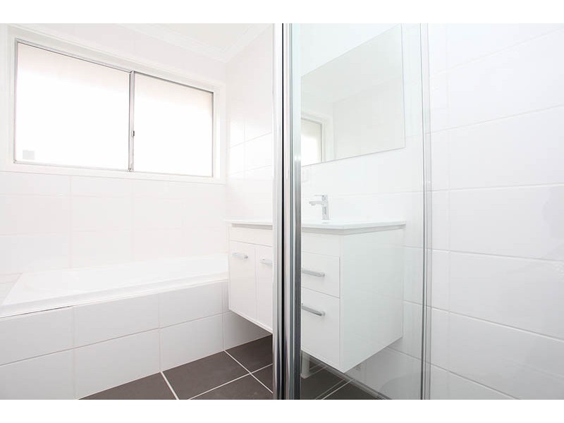 8 Inglis Court, Medina WA 6167