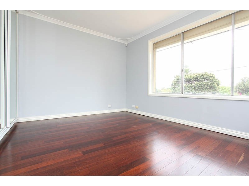 8 Inglis Court, Medina WA 6167