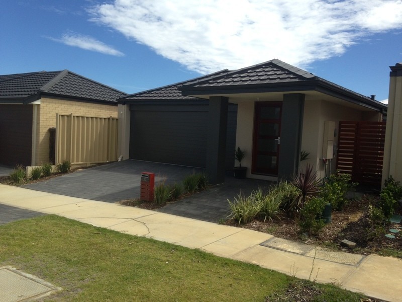 3 Altrincham Grove, Butler WA 6036