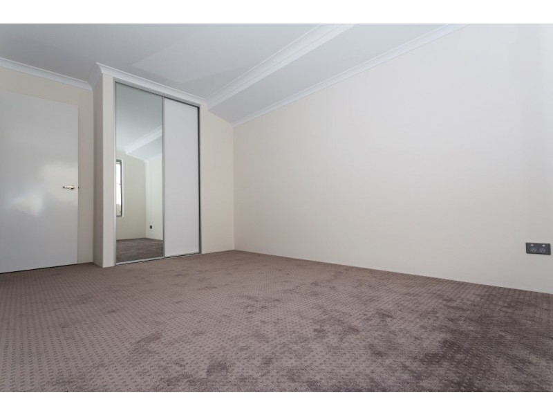 19 Gold ridge, Wannanup WA 6210