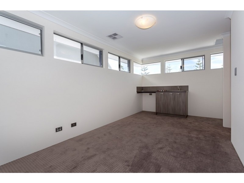 19 Gold ridge, Wannanup WA 6210