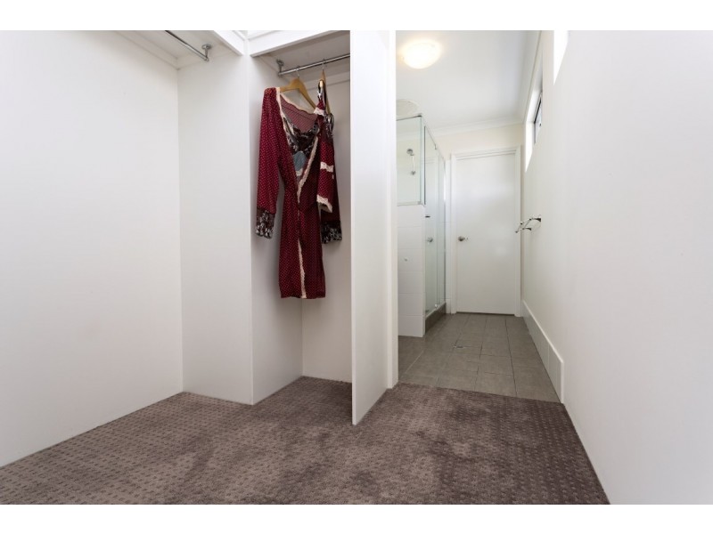 19 Gold ridge, Wannanup WA 6210