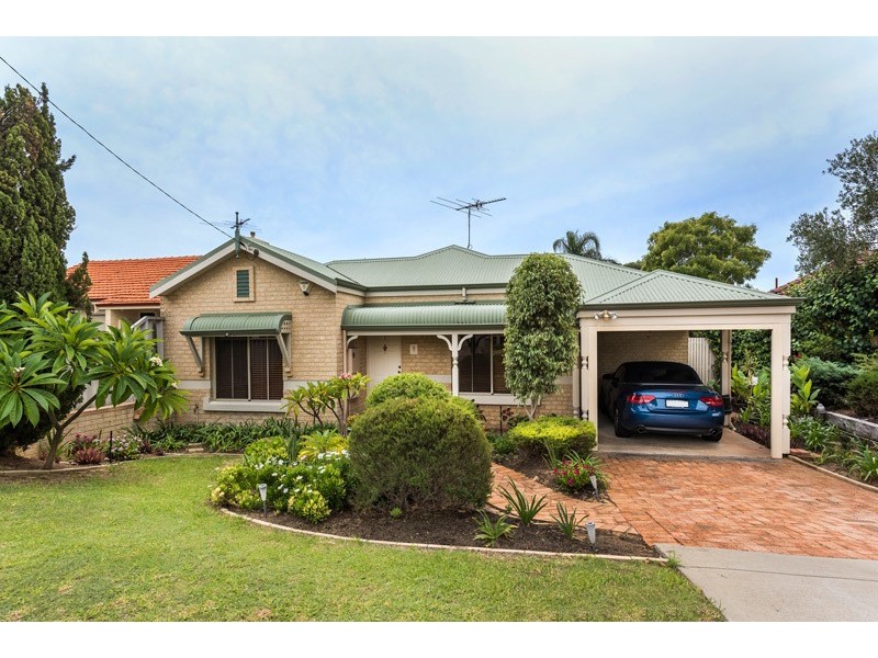 1 Brown Way, Karrinyup WA 6018