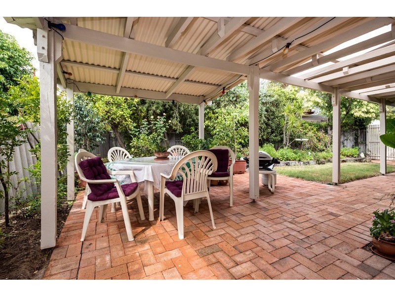 1 Brown Way, Karrinyup WA 6018