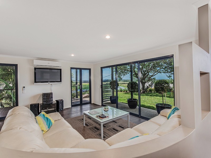 16 Willis Road, Bli Bli QLD 4560
