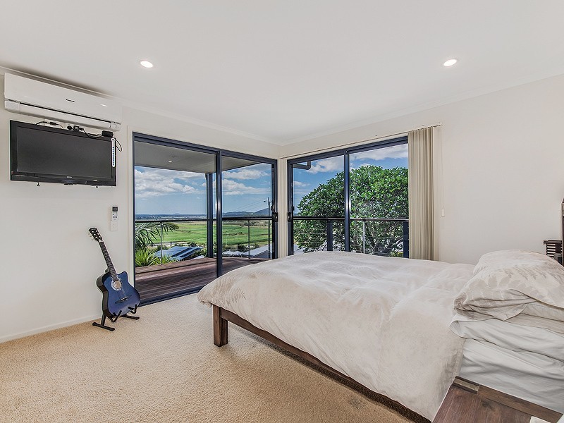 16 Willis Road, Bli Bli QLD 4560