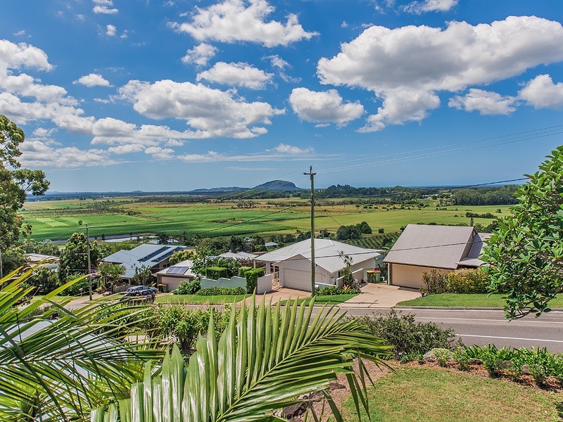 16 Willis Road, Bli Bli QLD 4560