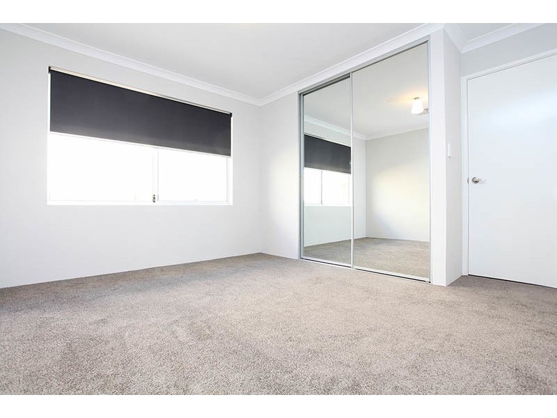 81 Appleby Drive, Darch WA 6065