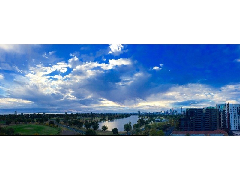 1104/81 Queens Road, Melbourne VIC 3004