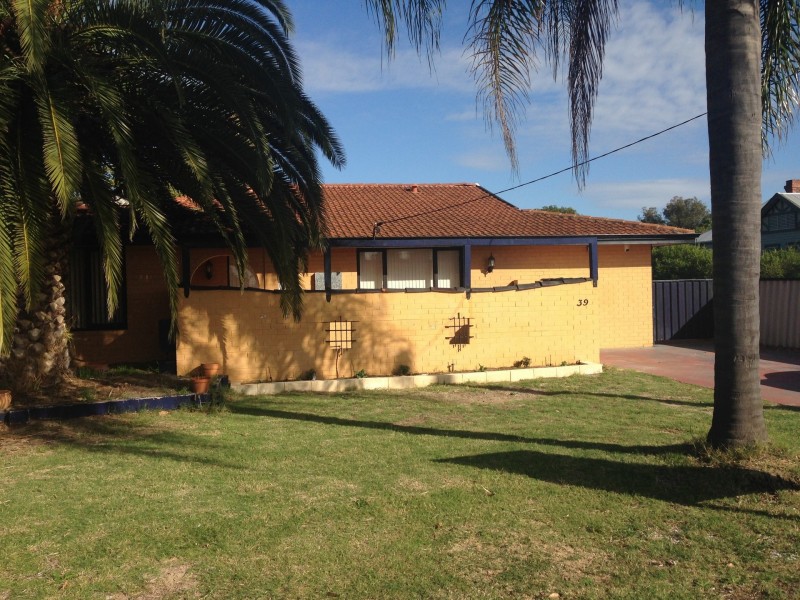 39 Iolanthe Street, Bassendean WA 6054