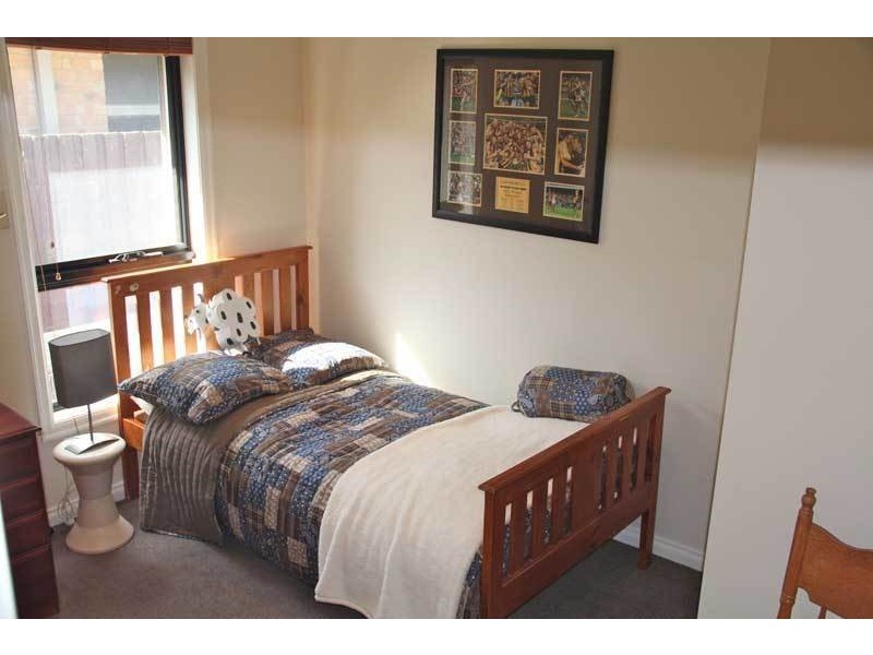 18 Jennifer Street, Fawkner VIC 3060