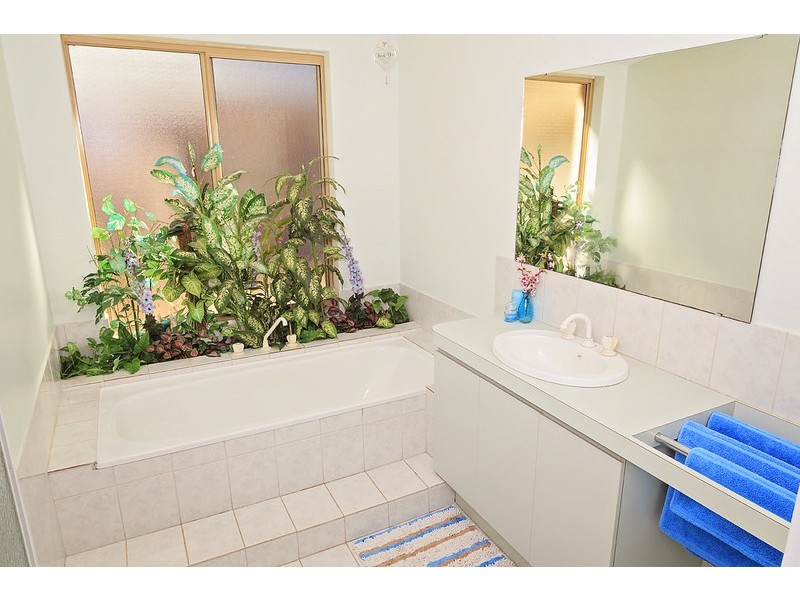 23 Leschenault Parade, Leschenault WA 6233