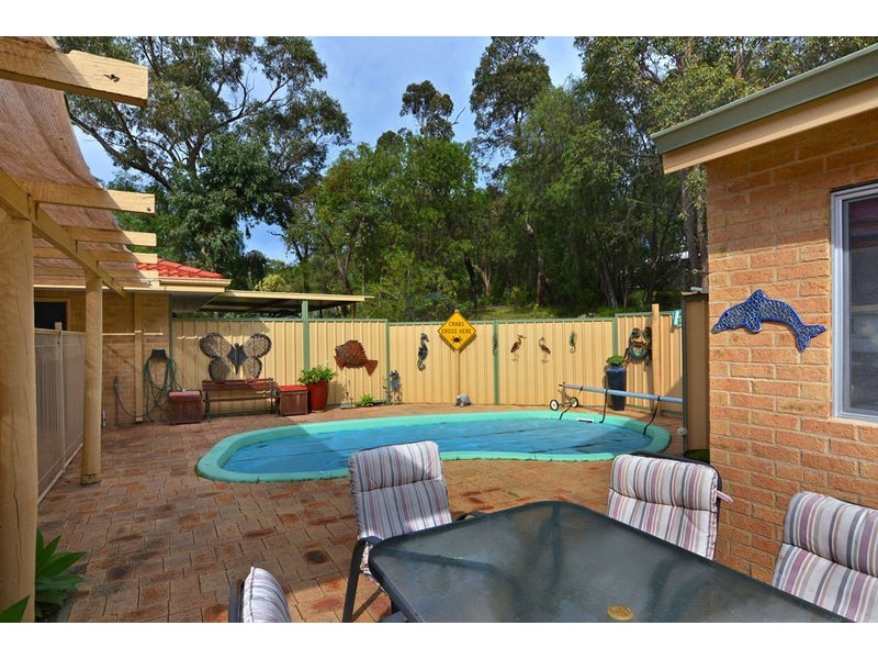 23 Leschenault Parade, Leschenault WA 6233