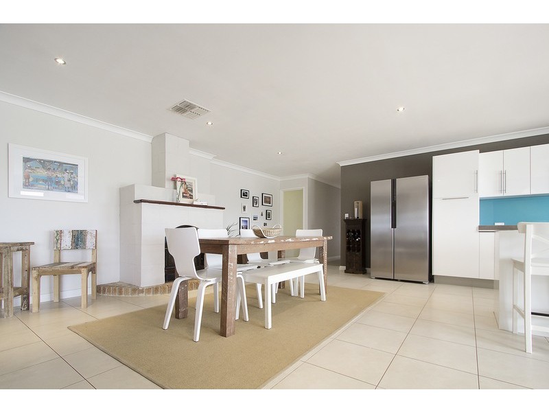 26 Kallaroo Place, Kallaroo WA 6025