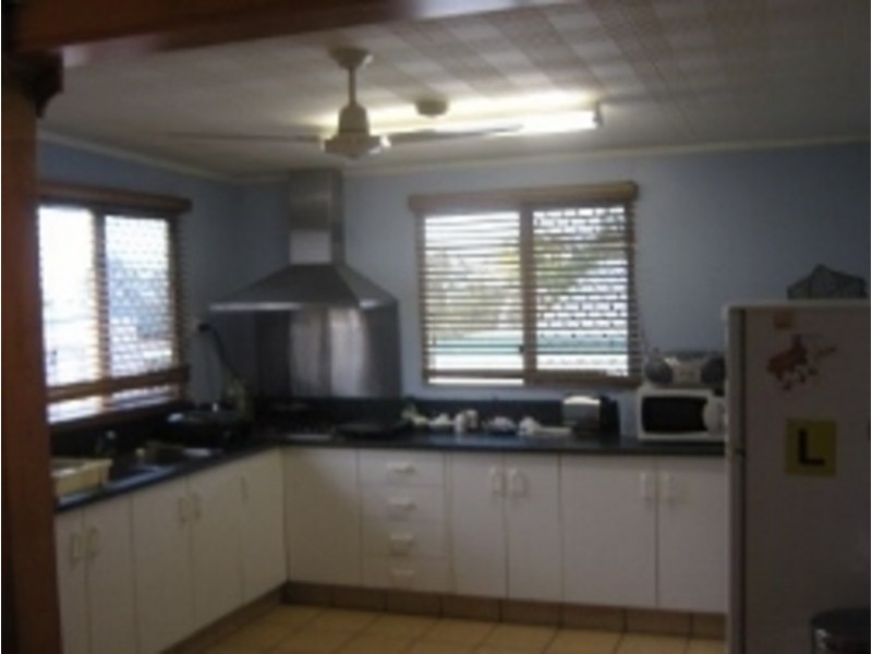 3 Ring Court/95 Mt Crosby Road, Ipswich QLD 4305