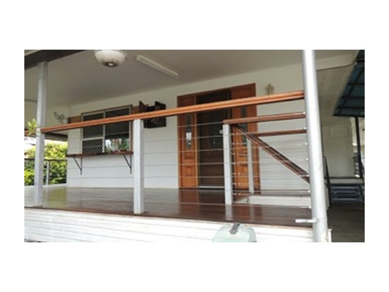 6 Casey Court, Moranbah QLD 4744