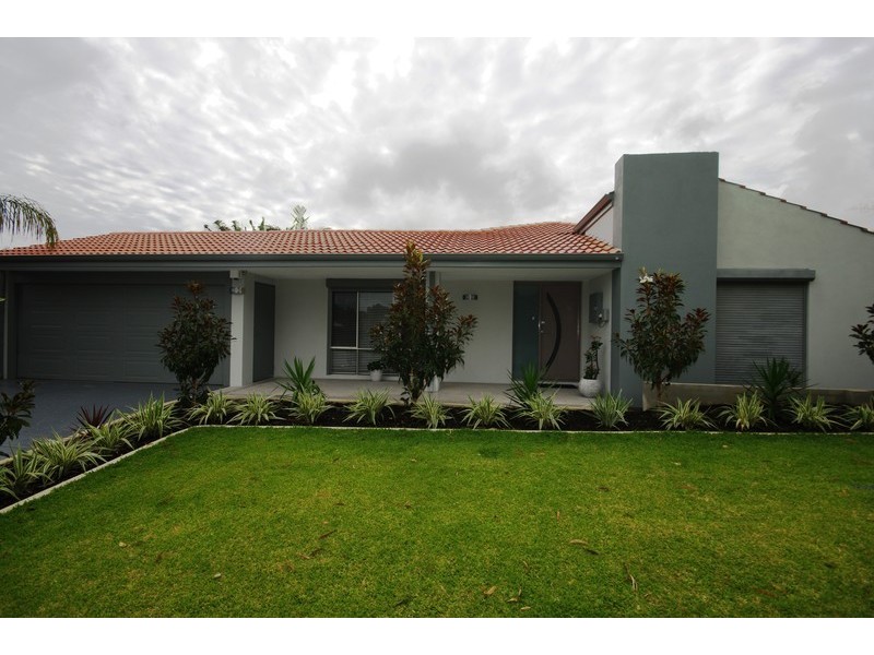 169  Twickenham drive, Kingsley WA 6026