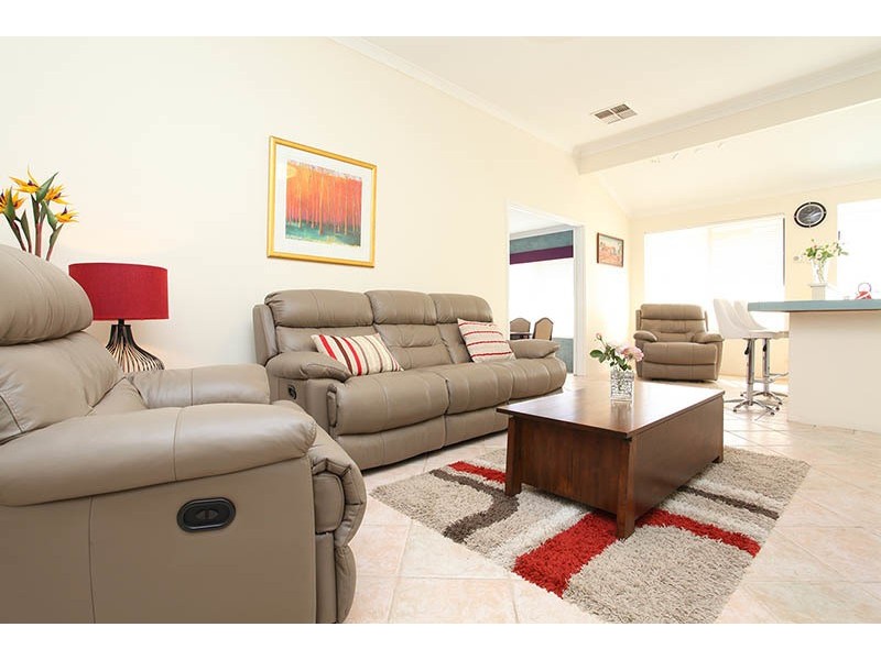 22 Norkus Way, Willagee WA 6156