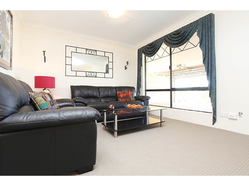 22 Norkus Way, Willagee WA 6156