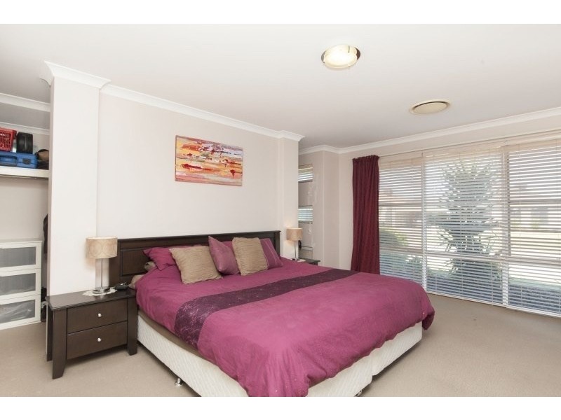 5 Yoorn Way, Bertram WA 6167