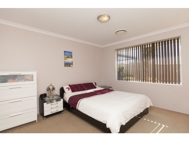 5 Yoorn Way, Bertram WA 6167