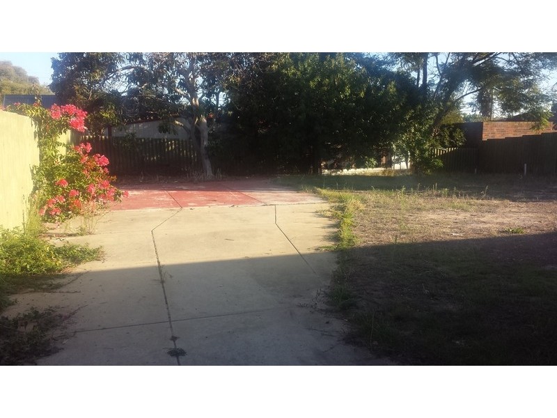 20  Salcombe Way, Warnbro WA 6169