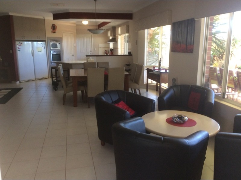 4  Gutha Pass, Canning Vale WA 6155