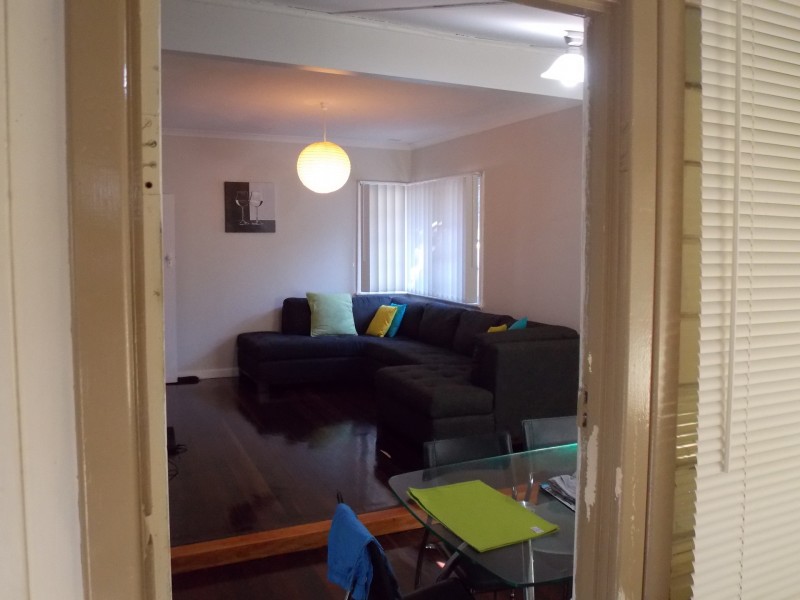 8 Whitfield, Beachlands WA 6530