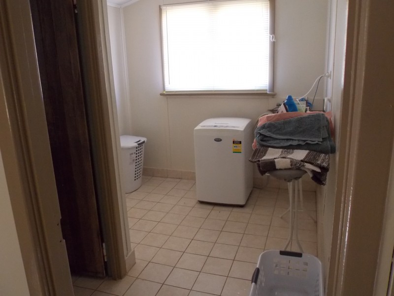 8 Whitfield, Beachlands WA 6530