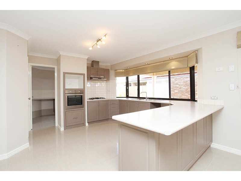 26 Bracadale Way, Canning Vale WA 6155