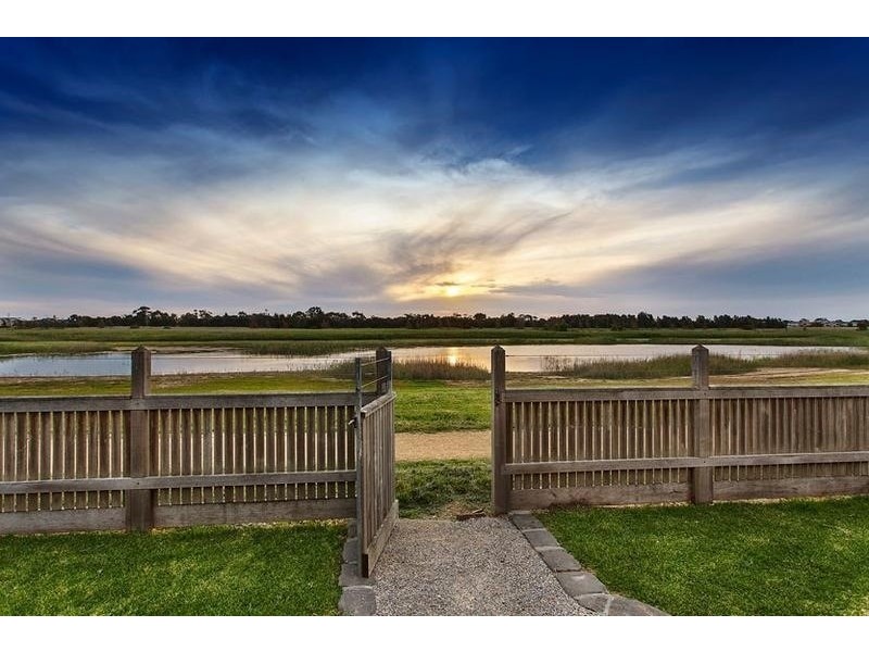 22 Wetland Drive, Patterson Lakes VIC 3197