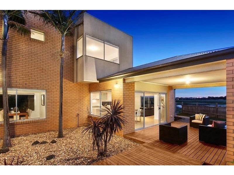 22 Wetland Drive, Patterson Lakes VIC 3197