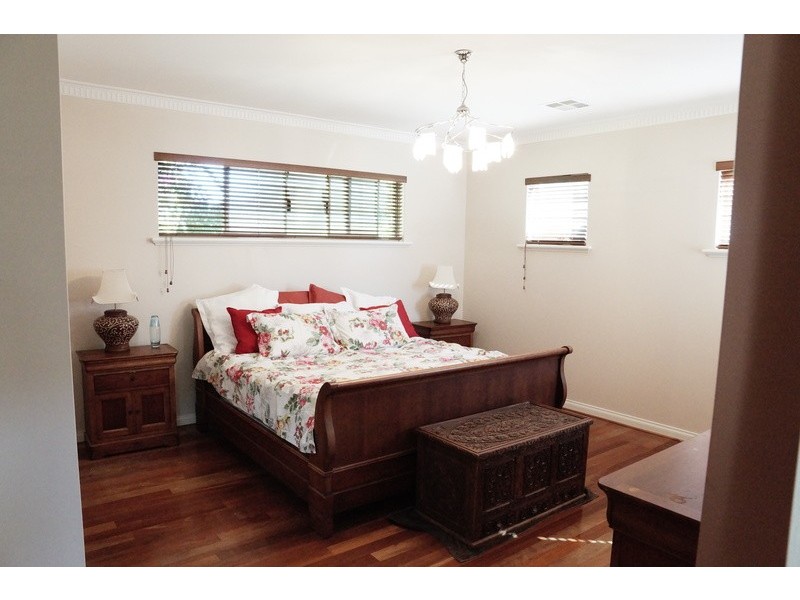 102  Dalkeith Road, Nedlands WA 6009