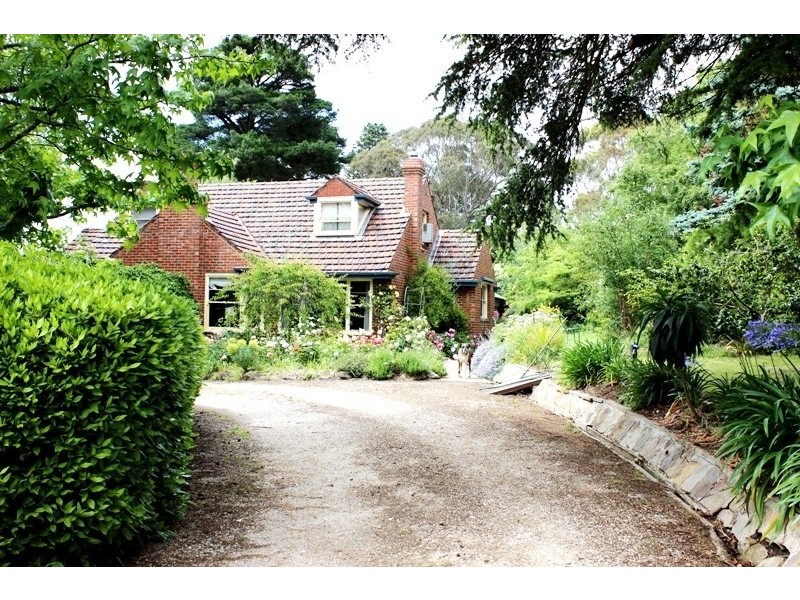 47 Nursery Rd, Macedon VIC 3440