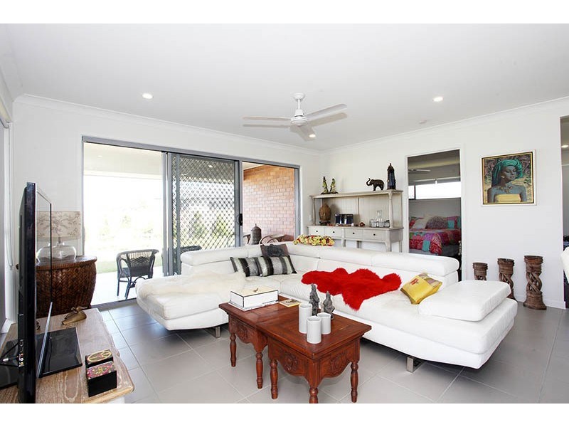 87B Brookside Circuit, Ormeau QLD 4208