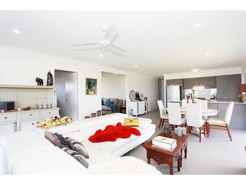 87B Brookside Circuit, Ormeau QLD 4208