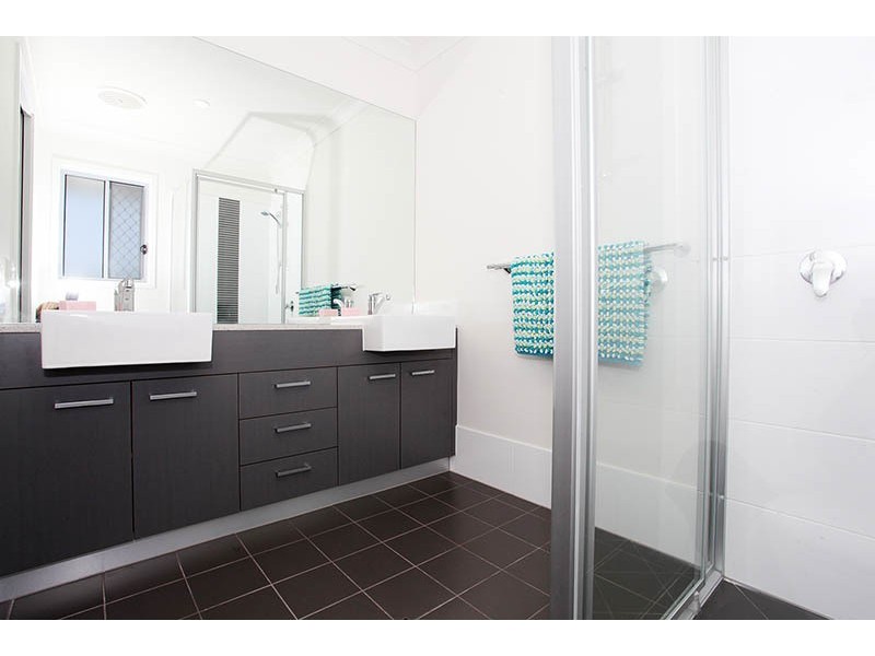 87B Brookside Circuit, Ormeau QLD 4208