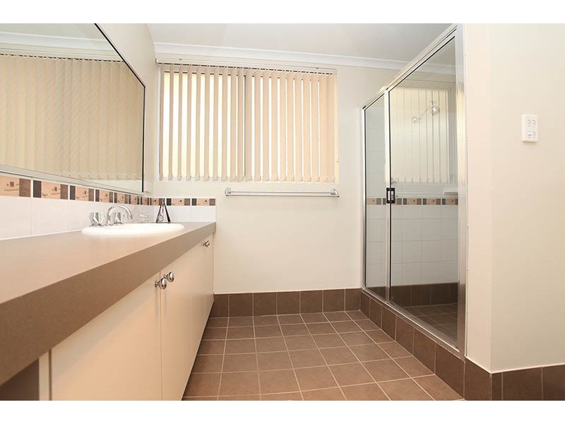 5 Cedar Crest, Eaton WA 6232