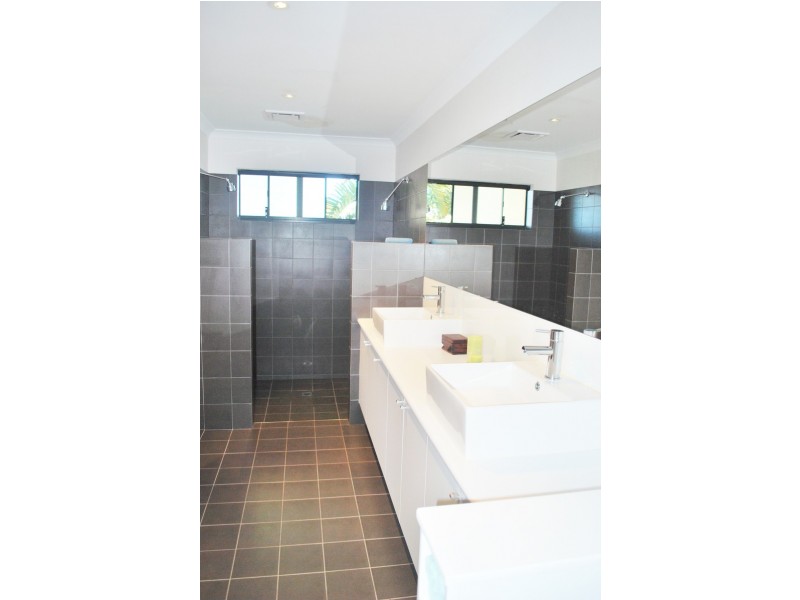 67B Leighton Road, Halls Head WA 6210