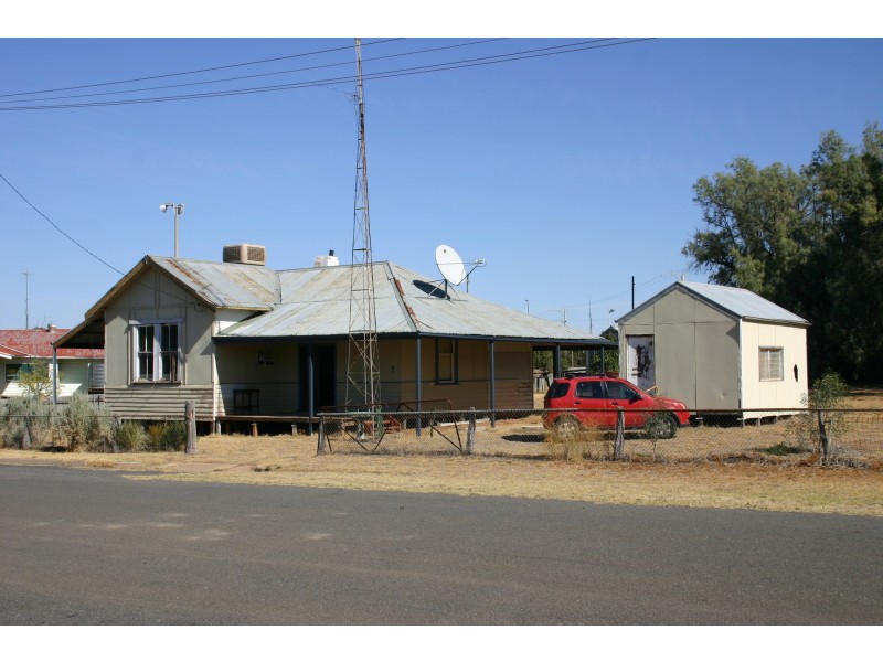 2 Alexander Avenue, Berriwillock VIC 3531