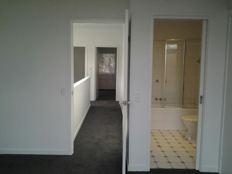 36a Longmore Street, St Kilda West VIC 3182