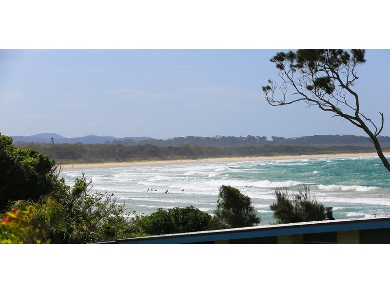15 First Avenue, Arrawarra Headland NSW 2456